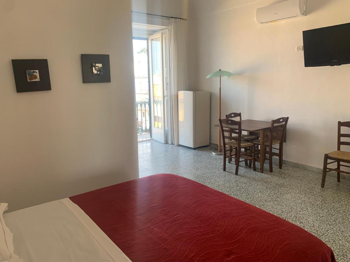 Colombo Apartment & Room Vieste Exterior photo